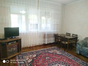 舒適公寓 | 客廳 | LED 電視