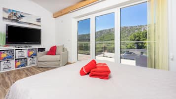 4 habitaciones, tabla de planchar con plancha y wifi gratis