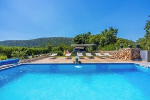 屋外プール、温水プール