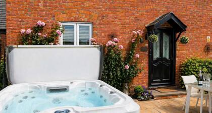 Falstaff Cottage - Sleeps up to 5 - Stratford upon Avon