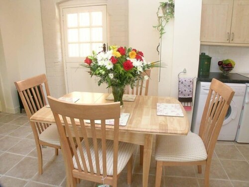 Falstaff Cottage - Sleeps up to 5 - Stratford upon Avon