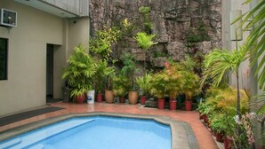 Unclassified image, 3 of 48, button - Indigo Makati @ BSA Suites (Makati)