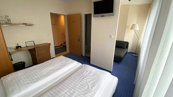 Decoración personalizada, muebles diferentes y escritorio