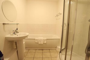 Premier-Apartment | Badezimmer