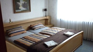 3 habitaciones, wifi gratis y ropa de cama