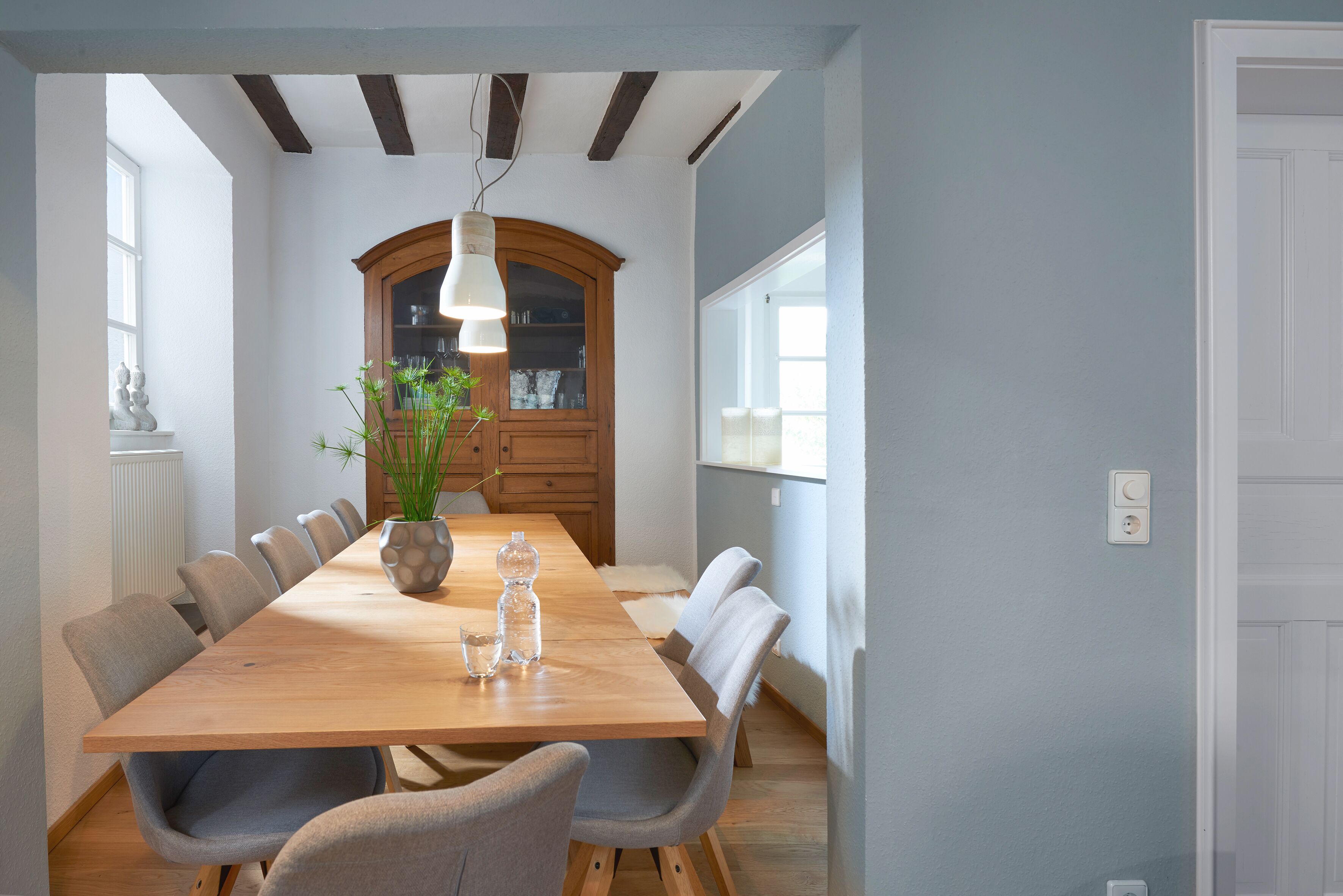Design-Haus, 6 Schlafzimmer (incl. cleaning fee/linen 180/15 EUR) | Essbereich im Zimmer