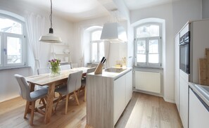 Fridge, microwave, stovetop, dishwasher - Ferienhaus Lemon Tree (Rieden)