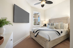 3 bedrooms, iron/ironing board, internet, bed sheets