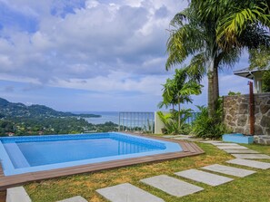 Outdoor pool - East View Self Catering (Mahé Island)