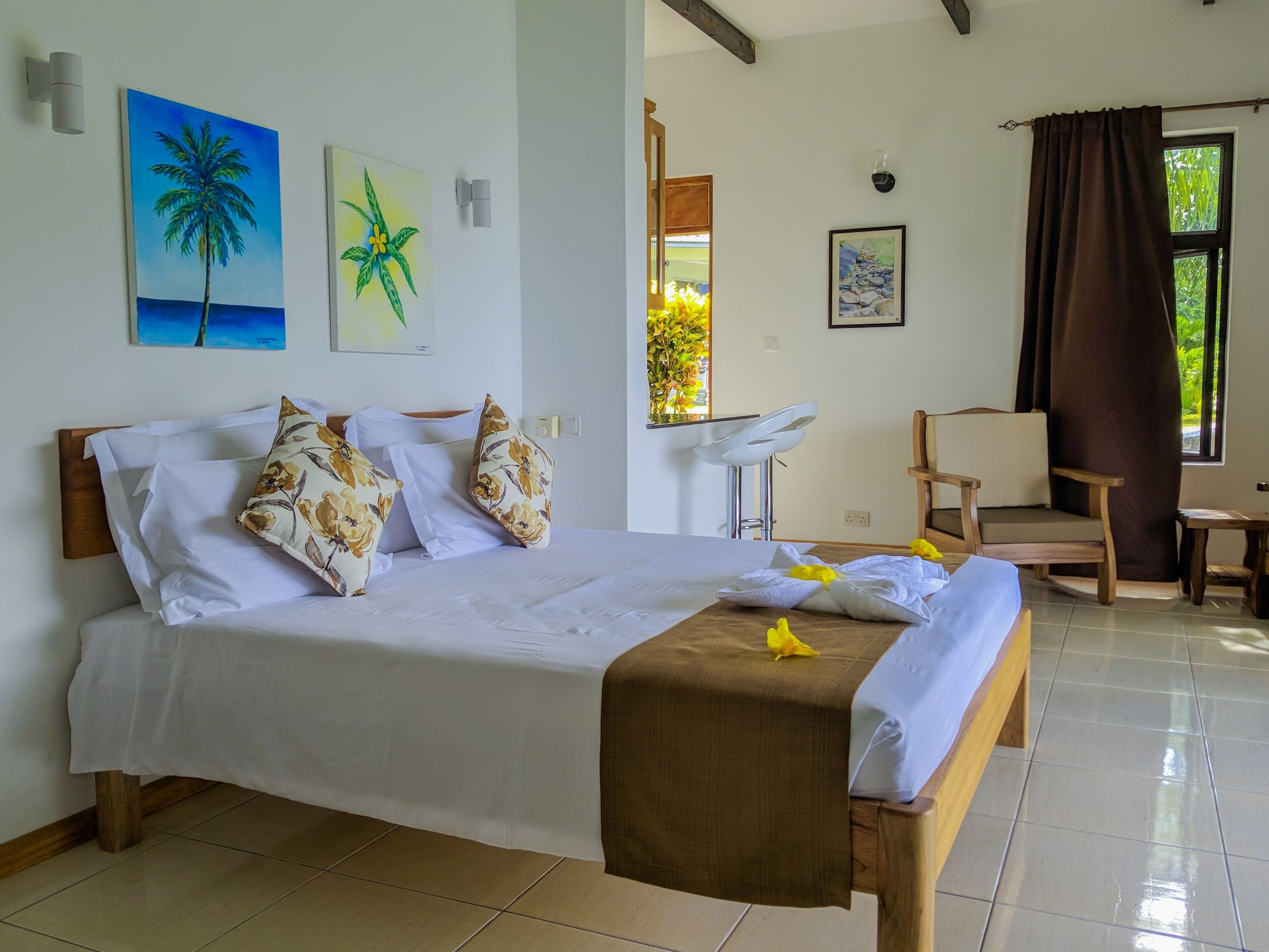 Cousine | Cribs (surcharge), WiFi (free), individually decorated