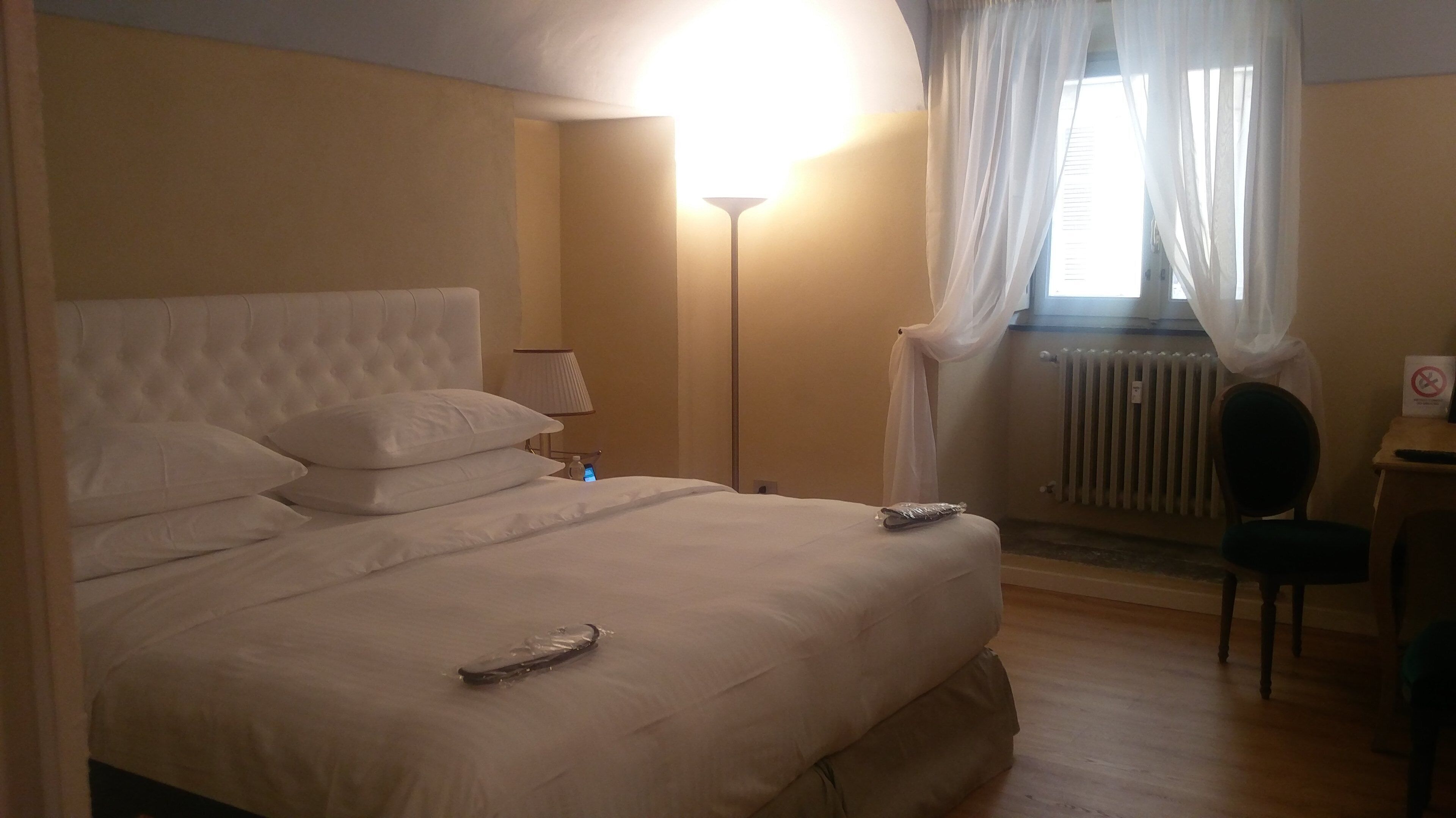 Free minibar, in-room safe, desk, laptop workspace