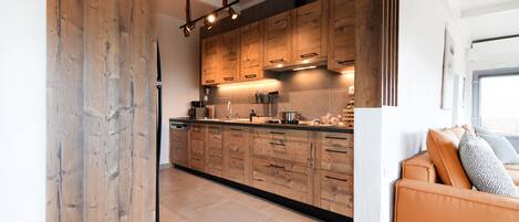 Family House, 2 Bedrooms, Non Smoking, Garden View | Private kitchen | Fridge, coffee/tea maker, cookware/dishes/utensils