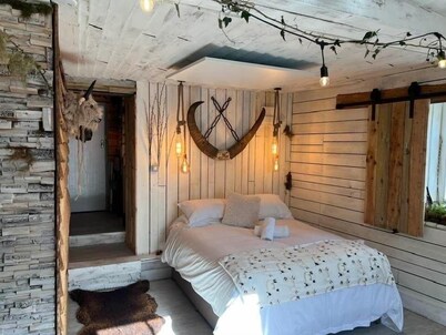 James Place @ Pontmorlais