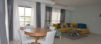 BEAUTIFUL APT SEA VIEW - PARKING / SEA SIDE