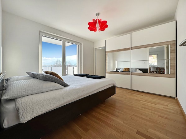 1 chambre, fer et planche à repasser, Wi-Fi gratuit, draps fournis