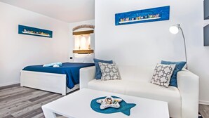 City Apartment | Living area | Flat-screen TV - Room Marinata (Rovinj)