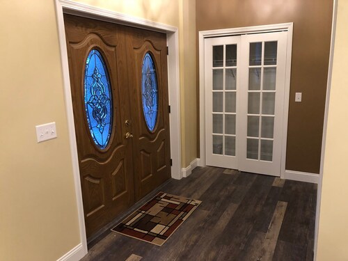 Brand New Build in Ellicottville's village! The Gorgeous Chardonnay Chalet