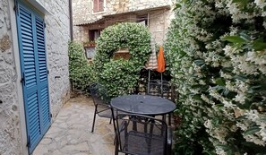 Comfort Apartment | Terrace/patio