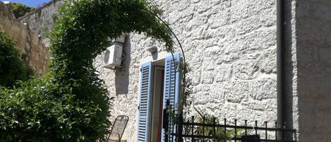 Comfort Apartment | Terrace/patio