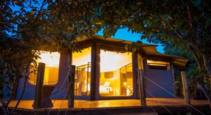 Exterior detail - Mara Treetops Luxury Camp (Maasai Mara)