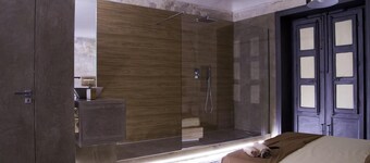 Community Rooms & Wine