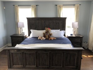 4 habitaciones, tabla de planchar con plancha y wifi gratis 