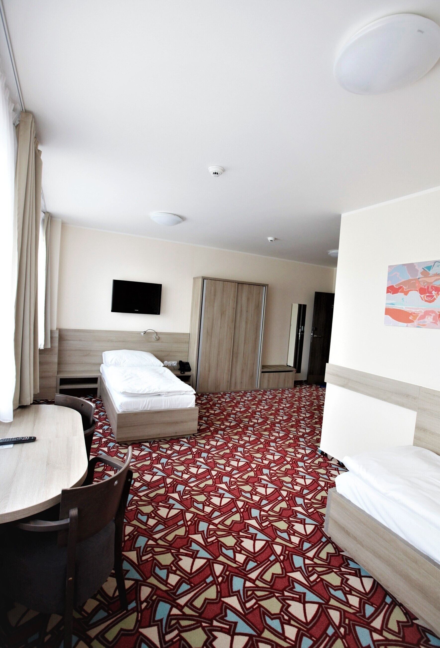 twin room, accessible | premium bedding, in-room safe, desk, blackout curtains