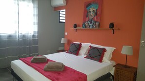 4 habitaciones y caja de seguridad en la habitación 