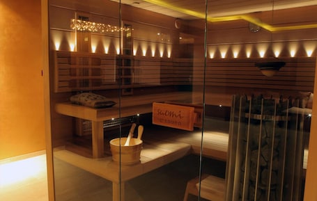 Sauna, hot tub, steam room. Boutique Hotel Pri Mlyne