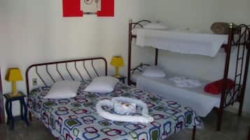 Standard Double Room | Minibar, free WiFi, bed sheets