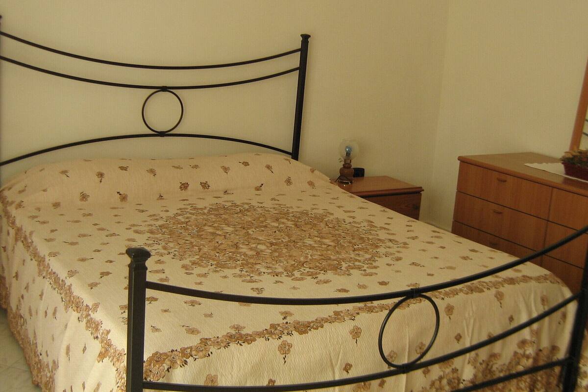 Triple Room | Bed sheets