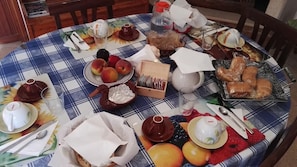 Free daily local cuisine breakfast