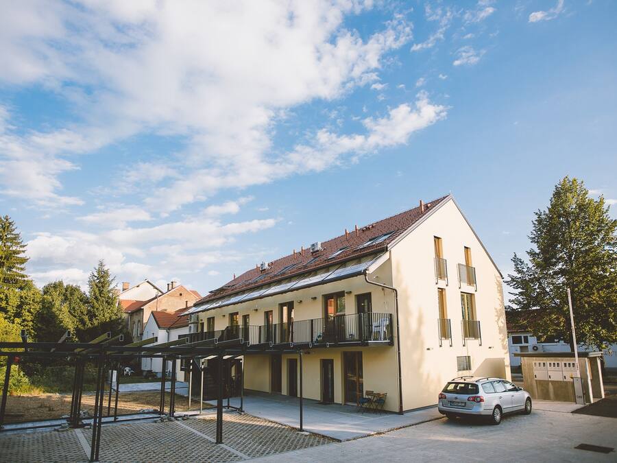 Fachada de la propiedad