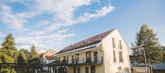 Postcard City Apartments