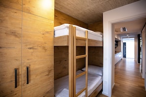 Apartamento design, terraço (1) | 1 quarto, escrivaninha, espaço de trabalho para notebook