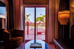 Suite | Minibar, in-room safe, desk, blackout drapes - Romeos Ibiza - Adults Only (Sant Josep de sa Talaia)