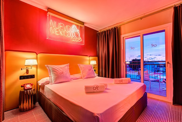 Suite | Minibar, in-room safe, desk, blackout curtains - Romeos Ibiza - Adults Only (Sant Josep de sa Talaia)