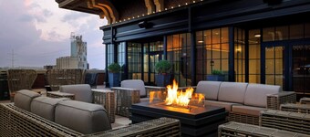 Hotel Vin, Grapevine, Autograph Collection