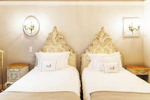 5 bedrooms, in-room safe, iron/ironing board, WiFi