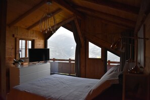 4 slaapkamers, een strijkplank/strijkijzer