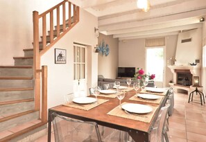 Dining - FOURAS villa facing the sea, for 2 to 8 travelers (Fouras)