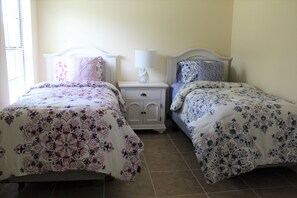 3 Schlafzimmer, Bügeleisen/Bügelbrett, WLAN, Bettwäsche