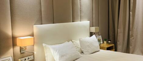 1 bedroom, soundproofing, iron/ironing board, WiFi