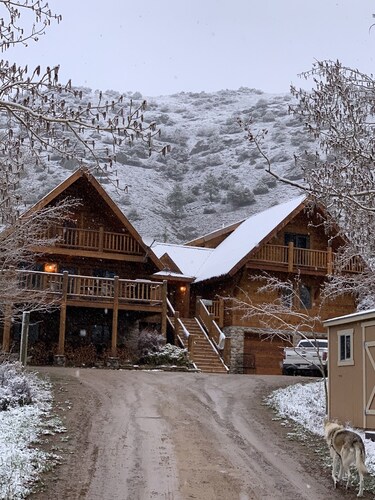 Taylor Canyon Cabin in Almont