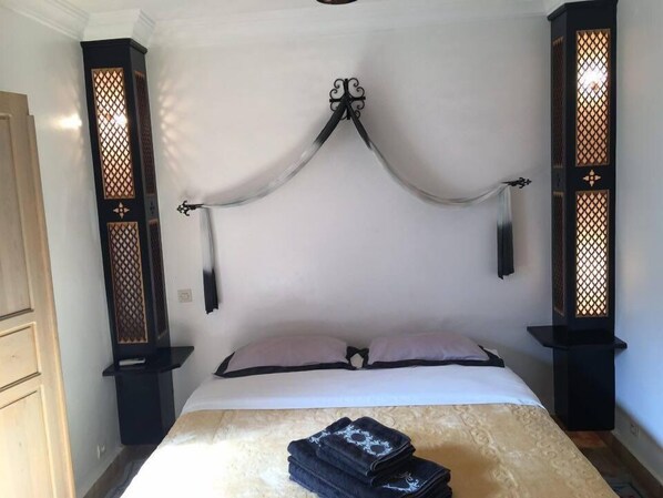 Casa City | 3 dormitorios, tabla de planchar con plancha, wifi gratis y ropa de cama