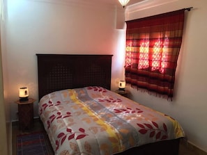 Casa City | 3 dormitorios, tabla de planchar con plancha, wifi gratis y ropa de cama