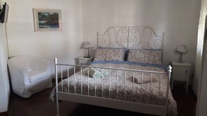 Individually furnished, free WiFi, bed sheets - B&B Villa Victoria (Ragusa)