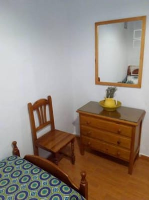 2 bedrooms