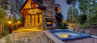 Ski Hi Lodge: Badestamp, ekte inn- / utkjøring, Transporttjeneste, tilgang til skibakke