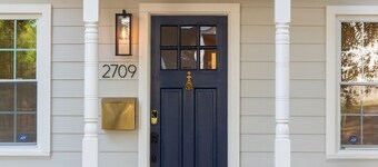 ダウンタウンからの予期しないリトルジェムミニッツ